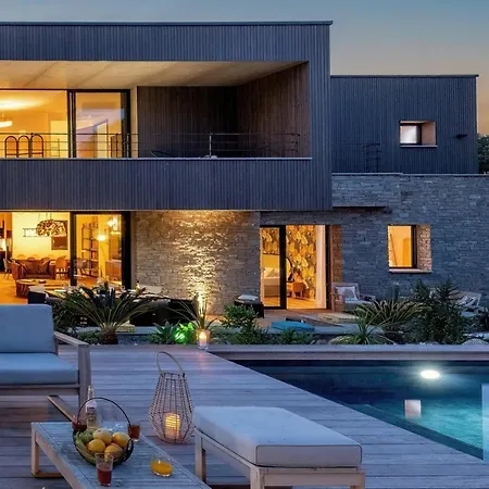 Renajolo 16 Pers Piscine Chauffee 2 Min En Voiture * Sainte-Lucie de Porto-Vecchio